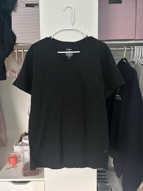 Goodfellow & Co Black V-Neck Short Sleeve Tee